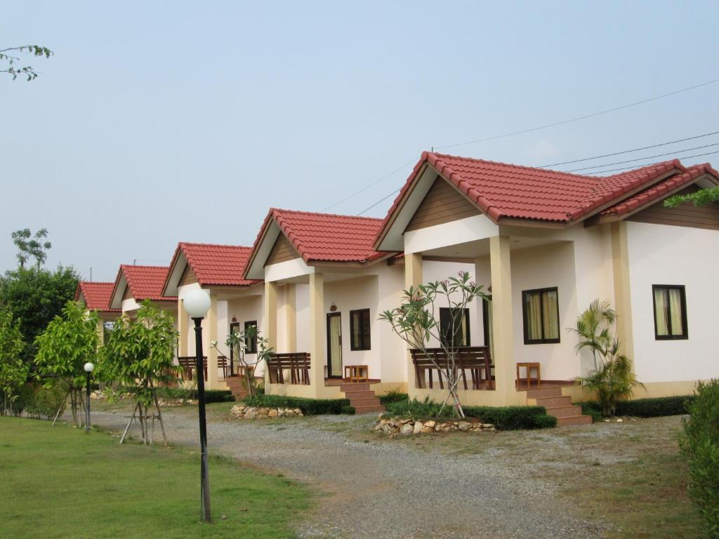 Hotel Baan Kinlom Chom Daw Khao Yai Mu Si Exterior foto