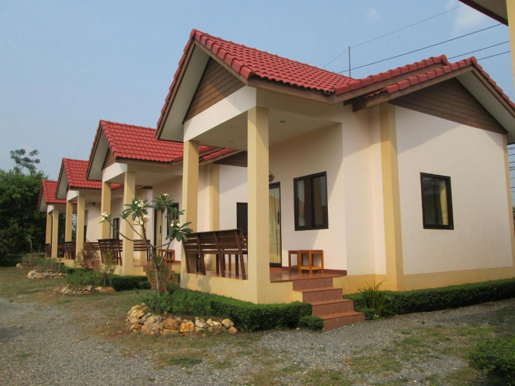 Hotel Baan Kinlom Chom Daw Khao Yai Mu Si Exterior foto